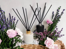 Load image into Gallery viewer, FLORAL REED DIFFUSERS
