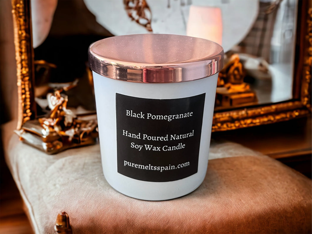 Black Pomegranate Luxury Soy Wax Candle DISCONTINUED - WAS 25.00€