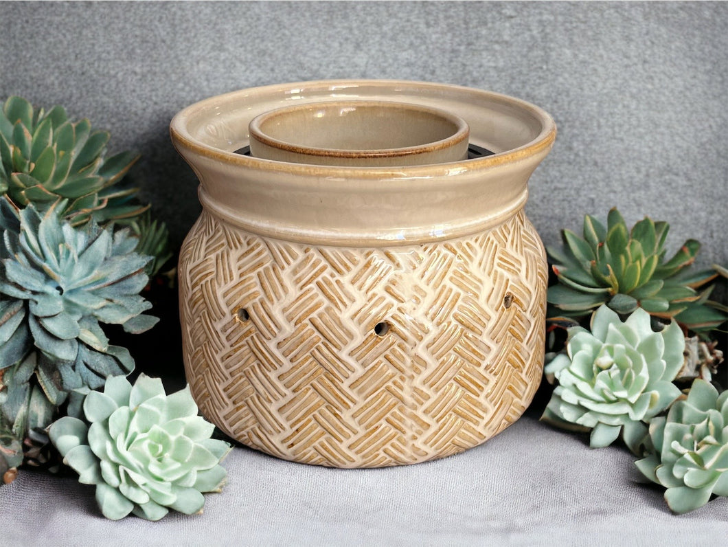 Basket Weave Fan Assisted. Wax Warmer.  Was €49.50 - Reduced To Clear